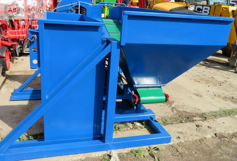 Maciuś Pallet box tipper W-700 - Post-harvest equipment: picture 2 Maciuś Pallet box tipper W-700 - Post-harvest equipment: picture 2