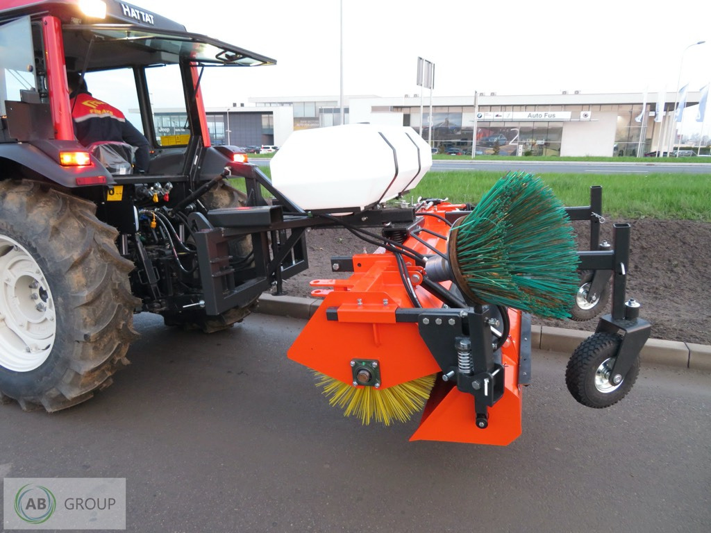 Metal-Technik sweeper 1,8m - Broom for Municipal/ Special vehicle: picture 1 Metal-Technik sweeper 1,8m - Broom for Municipal/ Special vehicle: picture 1