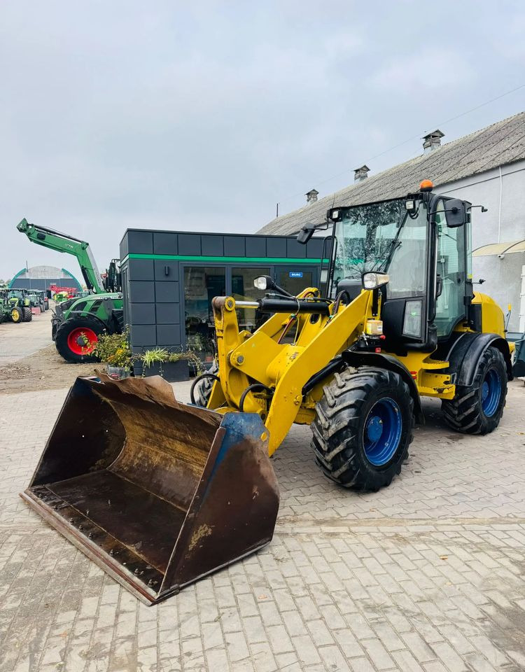 Caterpillar 908H - Wheel loader: picture 2 Caterpillar 908H - Wheel loader: picture 2