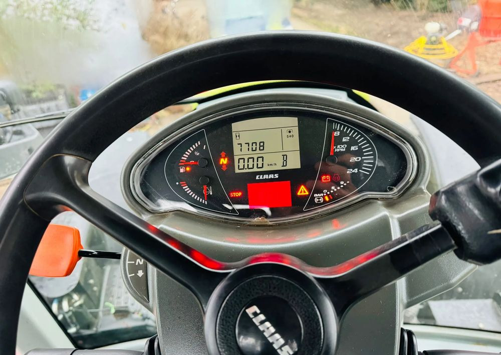 Claas Arion 620 - Farm tractor: picture 5 Claas Arion 620 - Farm tractor: picture 5