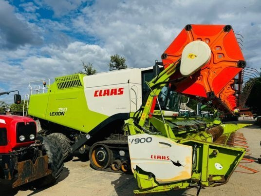 Combine harvester Claas LEXION 750: picture 8