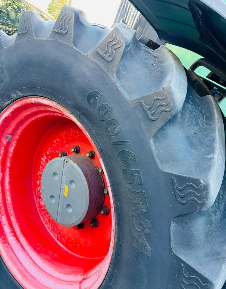Farm tractor Fendt 930 Vario TMS: picture 16