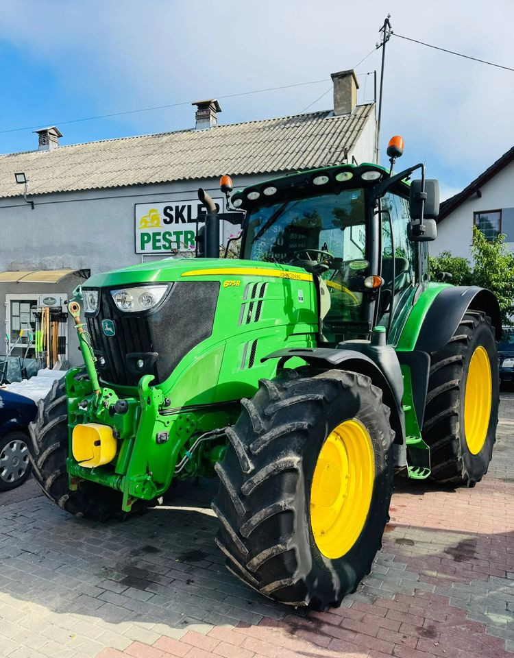 John Deere 6175R - Farm tractor: picture 1 John Deere 6175R - Farm tractor: picture 1