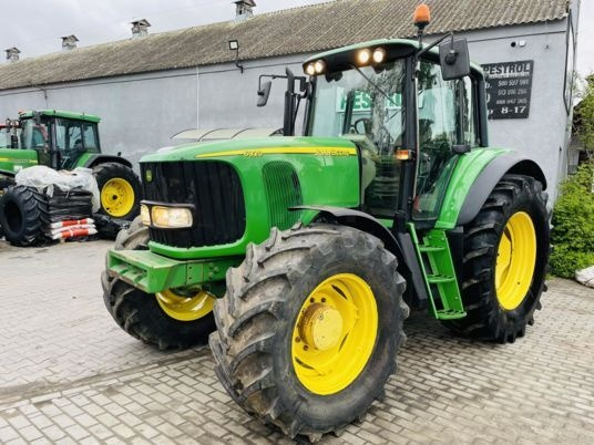 John Deere 6920 - Farm tractor: picture 2 John Deere 6920 - Farm tractor: picture 2