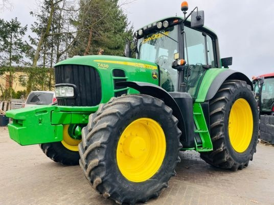 John Deere 7430 PREMIUM - Farm tractor: picture 1 John Deere 7430 PREMIUM - Farm tractor: picture 1