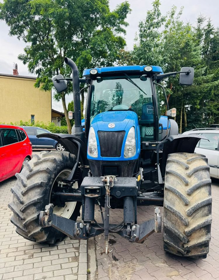 New Holland T6.175 - Farm tractor: picture 4 New Holland T6.175 - Farm tractor: picture 4