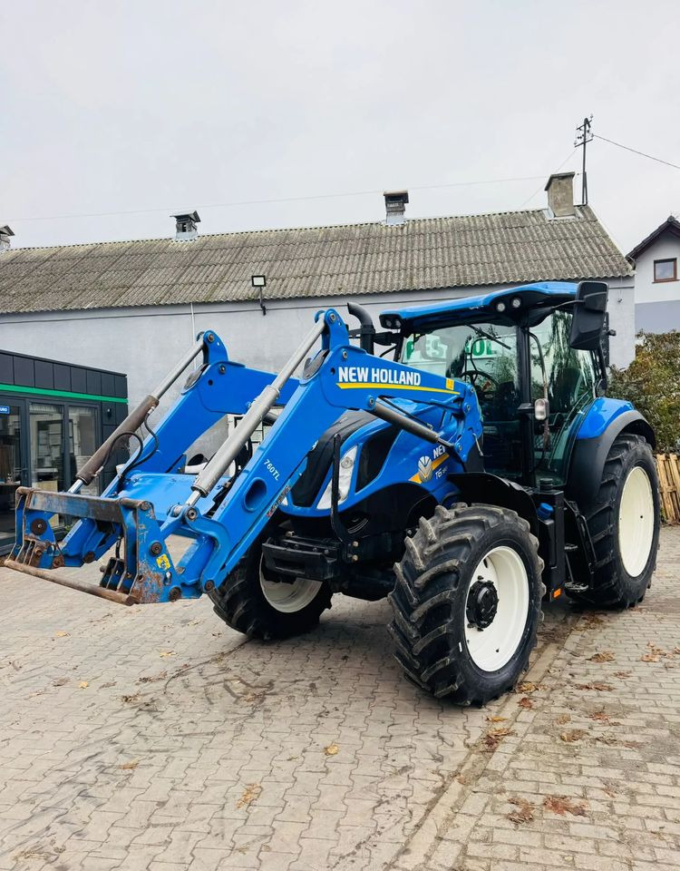New Holland T6.180 on lease New Holland T6.180: picture 6 New Holland T6.180 on lease New Holland T6.180: picture 6