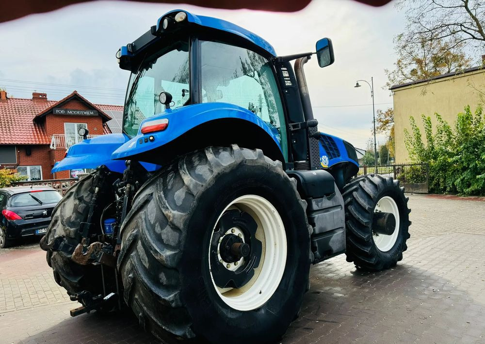 New Holland T8.390 - Farm tractor: picture 5 New Holland T8.390 - Farm tractor: picture 5
