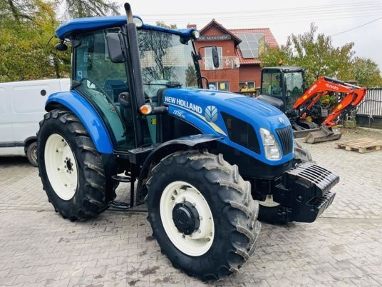 New Holland TD5.115 - Farm tractor: picture 2 New Holland TD5.115 - Farm tractor: picture 2