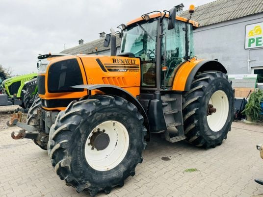 Renault Atles 935 RZ - Farm tractor: picture 4 Renault Atles 935 RZ - Farm tractor: picture 4