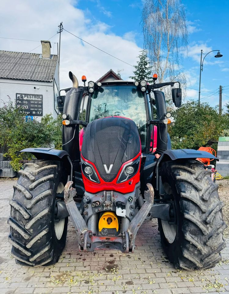 Valtra T194 Versu Twin Trac - Farm tractor: picture 5 Valtra T194 Versu Twin Trac - Farm tractor: picture 5