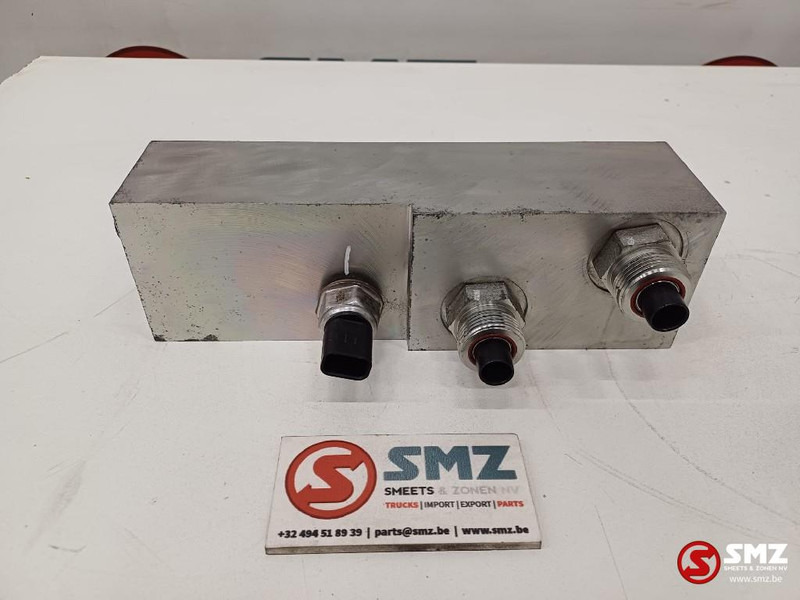Caterpillar Hydraulic block Caterpillar - Hydraulics for Truck: picture 2 Caterpillar Hydraulic block Caterpillar - Hydraulics for Truck: picture 2