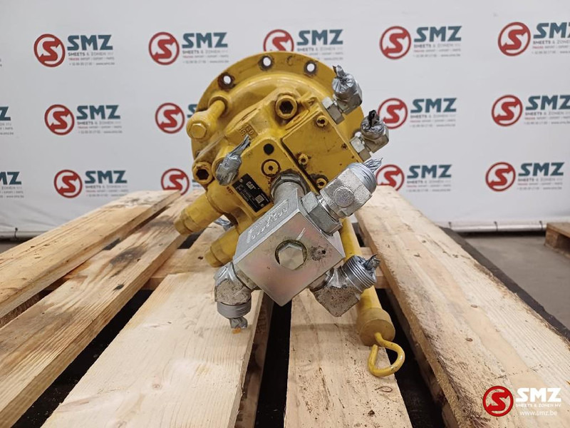 Caterpillar Hydraulic swing drive Caterpillar - Hydraulic motor for Material handling equipment: picture 4 Caterpillar Hydraulic swing drive Caterpillar - Hydraulic motor for Material handling equipment: picture 4