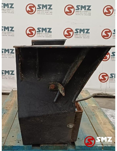 Caterpillar Occ chassisdeel D6M Caterpillar - Frame/ Chassis for Truck: picture 3 Caterpillar Occ chassisdeel D6M Caterpillar - Frame/ Chassis for Truck: picture 3