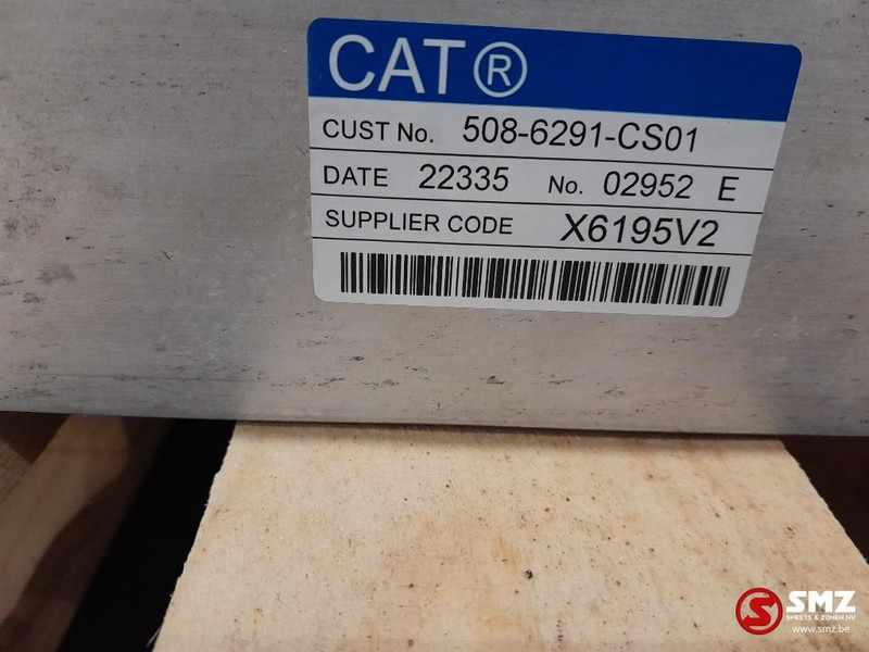 Caterpillar Radiator + hydraulic oil cooler Caterpillar - Radiator for Material handling equipment: picture 5 Caterpillar Radiator + hydraulic oil cooler Caterpillar - Radiator for Material handling equipment: picture 5