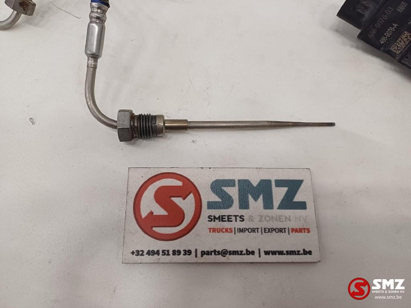 Caterpillar Sensor Temperaure Caterpillar - Sensor for Material handling equipment: picture 3 Caterpillar Sensor Temperaure Caterpillar - Sensor for Material handling equipment: picture 3