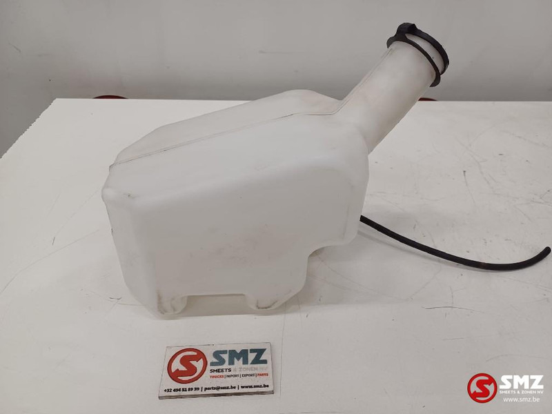 Caterpillar Window washer tank Caterpillar - Wiper for Material handling equipment: picture 2 Caterpillar Window washer tank Caterpillar - Wiper for Material handling equipment: picture 2