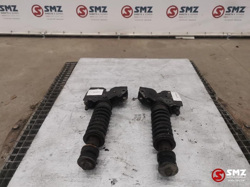DAF Occ Cabinevergrendeling links+rechts DAF CF85 - Cab suspension for Truck: picture 2 DAF Occ Cabinevergrendeling links+rechts DAF CF85 - Cab suspension for Truck: picture 2