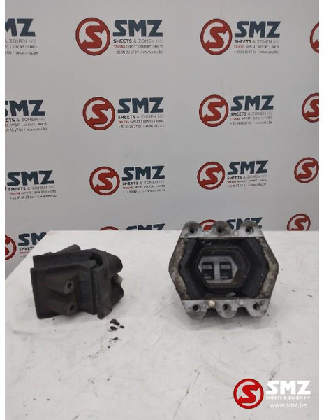 DAF Occ set motorsteunen DAF XF95 1664140 742811-01 - Engine mount for Truck: picture 1 DAF Occ set motorsteunen DAF XF95 1664140 742811-01 - Engine mount for Truck: picture 1
