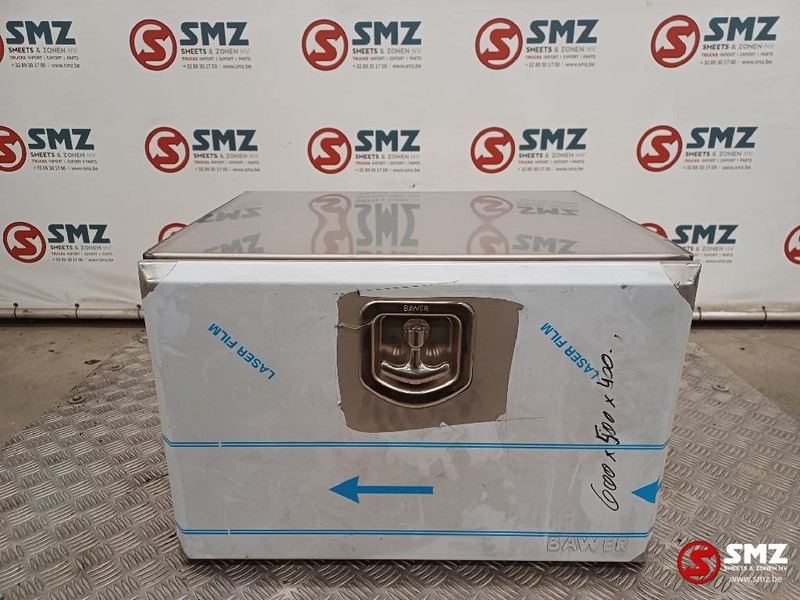 Diversen Occ RVS gereedschapskoffer 60 cm x 50 cm x 40 cm - Frame/ Chassis for Truck: picture 1 Diversen Occ RVS gereedschapskoffer 60 cm x 50 cm x 40 cm - Frame/ Chassis for Truck: picture 1