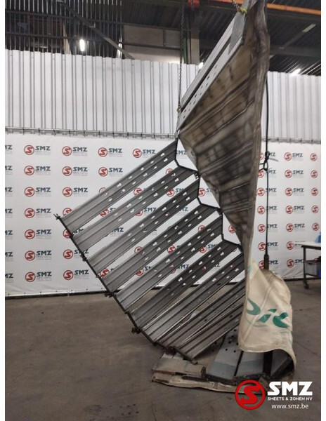 Diversen Occ set zijdekzeilen 235 cm x 530 cm - Frame/ Chassis for Truck: picture 2 Diversen Occ set zijdekzeilen 235 cm x 530 cm - Frame/ Chassis for Truck: picture 2