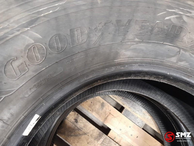 Goodyear Occ vrachtwagenband Goodyear 315/80R22.5 - Tire for Truck: picture 2 Goodyear Occ vrachtwagenband Goodyear 315/80R22.5 - Tire for Truck: picture 2