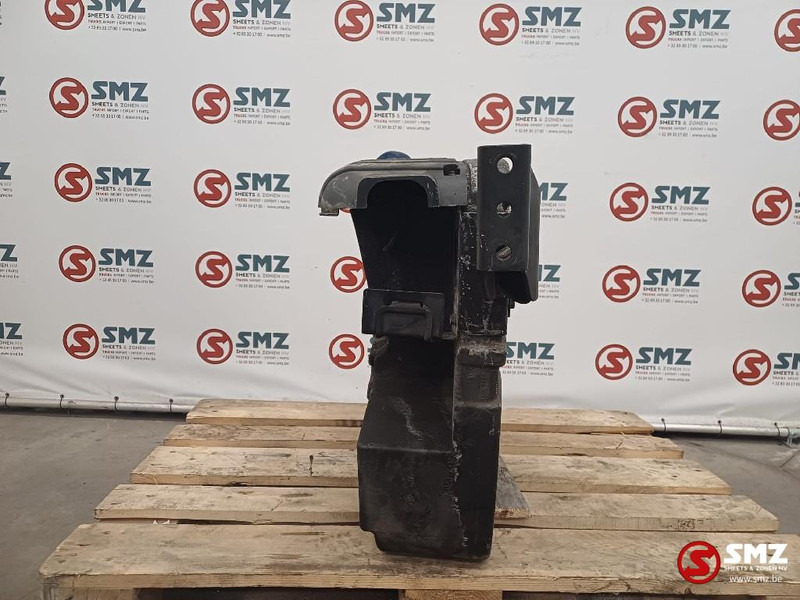 Iveco Occ AdBlue tank Iveco - Fuel system for Truck: picture 3 Iveco Occ AdBlue tank Iveco - Fuel system for Truck: picture 3