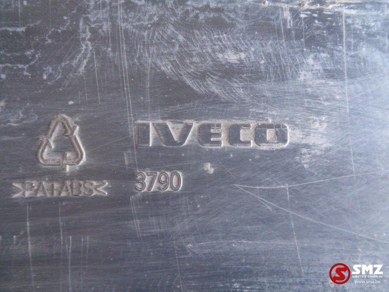 Iveco Occ zijdeel boven spatbord voor links - Fender for Truck: picture 2 Iveco Occ zijdeel boven spatbord voor links - Fender for Truck: picture 2
