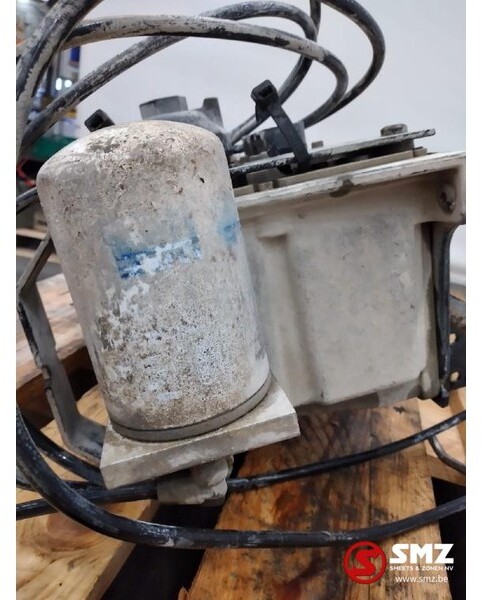 MAN Occ AdBlue module MAN TGS Bosch Denoxtronic 003852 - Fuel system for Truck: picture 4 MAN Occ AdBlue module MAN TGS Bosch Denoxtronic 003852 - Fuel system for Truck: picture 4