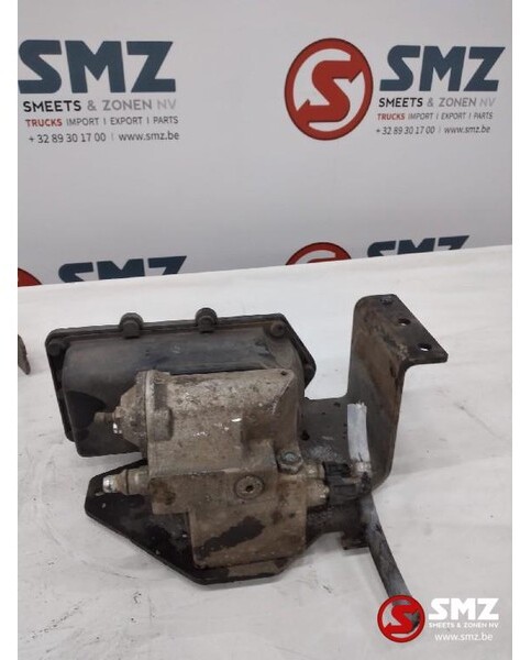 Mercedes-Benz Occ AdBlue pomp Mercedes Atego 1218 A0001400478 - Fuel system for Truck: picture 1 Mercedes-Benz Occ AdBlue pomp Mercedes Atego 1218 A0001400478 - Fuel system for Truck: picture 1