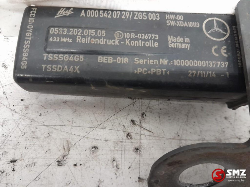 Mercedes-Benz Occ bandenspanningsensor Mercedes - Sensor for Truck: picture 2 Mercedes-Benz Occ bandenspanningsensor Mercedes - Sensor for Truck: picture 2