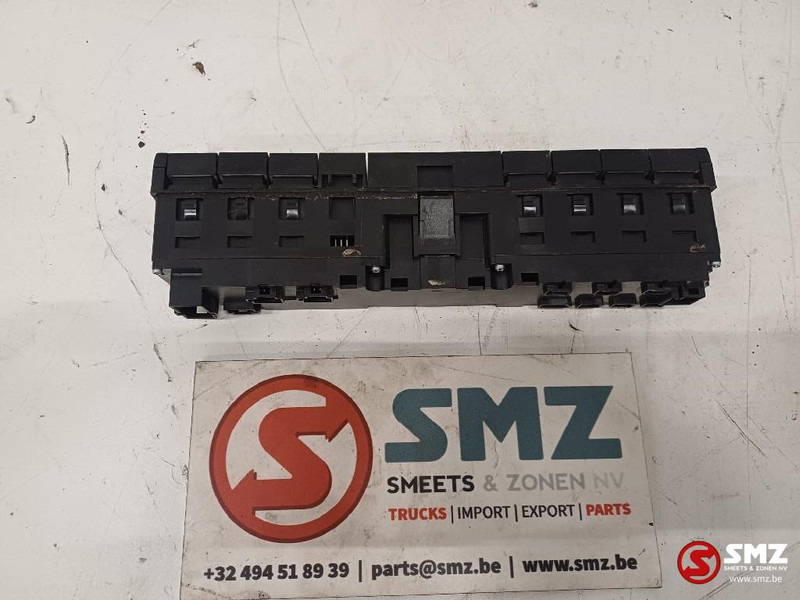 Mercedes-Benz Occ bedieningspaneelschakelaars Mercedes - Electrical system for Truck: picture 2 Mercedes-Benz Occ bedieningspaneelschakelaars Mercedes - Electrical system for Truck: picture 2