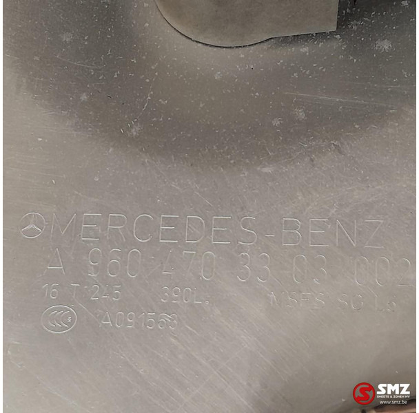 Mercedes-Benz Occ brandstoftank 390L Mercedes - Fuel tank for Truck: picture 5 Mercedes-Benz Occ brandstoftank 390L Mercedes - Fuel tank for Truck: picture 5