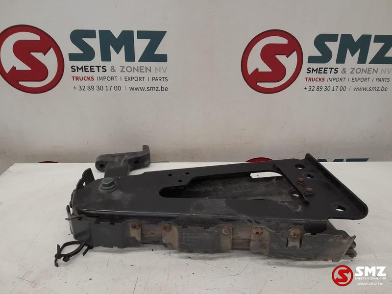 Mercedes-Benz Occ cabinebeugel + montagebeugel rechtsvooraan Mer - Frame/ Chassis for Truck: picture 2 Mercedes-Benz Occ cabinebeugel + montagebeugel rechtsvooraan Mer - Frame/ Chassis for Truck: picture 2