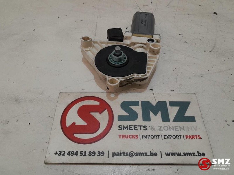 Mercedes-Benz Occ raamliftmotor Mercedes - Door and parts for Truck: picture 4 Mercedes-Benz Occ raamliftmotor Mercedes - Door and parts for Truck: picture 4