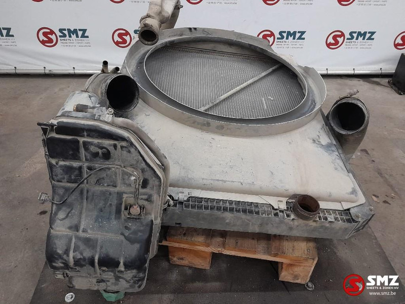 Mercedes-Benz Occ radiator + intercooler + koelvloeistofreservoi - Radiator for Truck: picture 4 Mercedes-Benz Occ radiator + intercooler + koelvloeistofreservoi - Radiator for Truck: picture 4