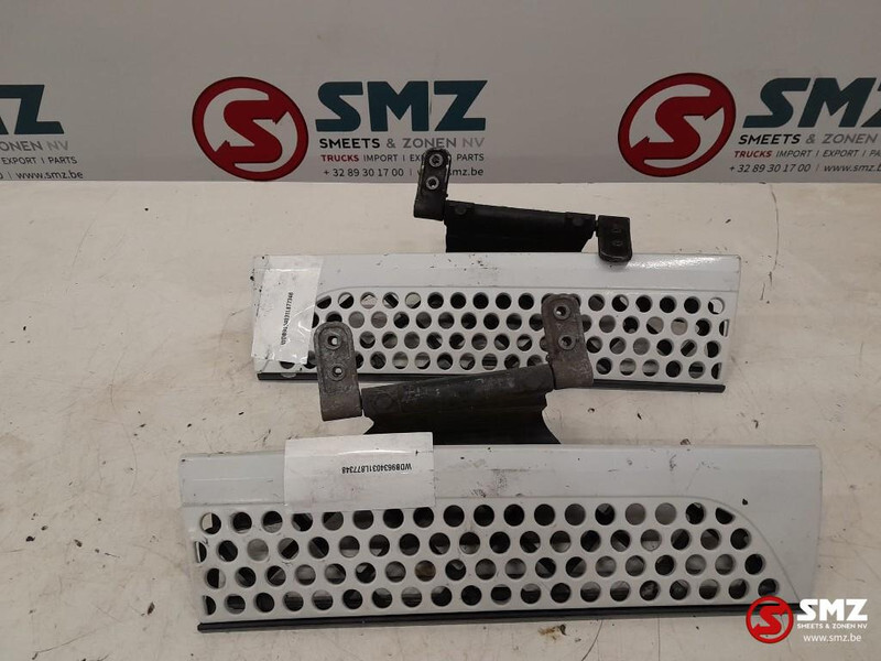Mercedes-Benz Occ set radiatorgrille + opstap links en rechts Me - Grill for Truck: picture 2 Mercedes-Benz Occ set radiatorgrille + opstap links en rechts Me - Grill for Truck: picture 2