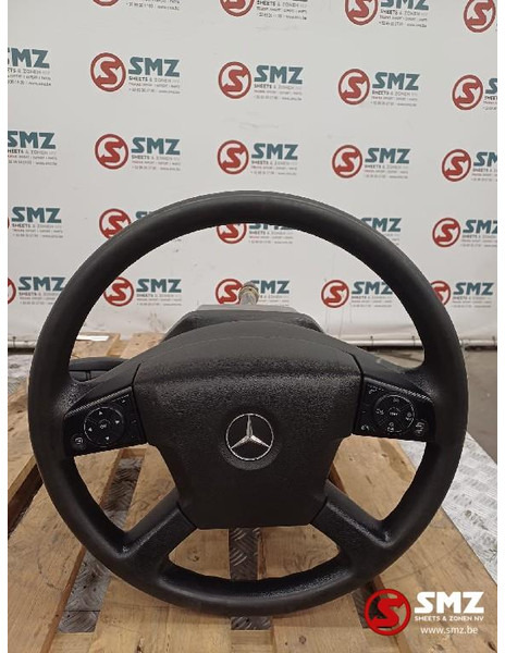 Mercedes-Benz Occ stuurwiel + stuurkolom + stuurkolomschakelaars - Steering for Truck: picture 1 Mercedes-Benz Occ stuurwiel + stuurkolom + stuurkolomschakelaars - Steering for Truck: picture 1