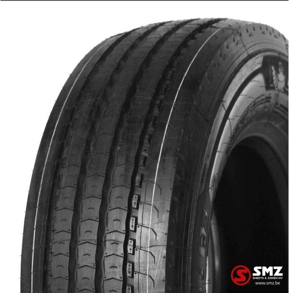 Michelin Band 245/70r17.5 michelin X multi Z - Tire for Truck: picture 1 Michelin Band 245/70r17.5 michelin X multi Z - Tire for Truck: picture 1
