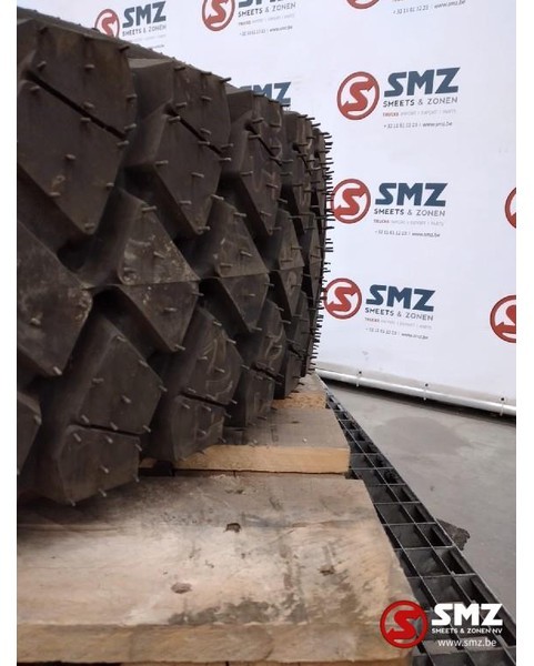 Michelin Occ Band 295/80R22.5 Michelin - Tire for Truck: picture 2 Michelin Occ Band 295/80R22.5 Michelin - Tire for Truck: picture 2