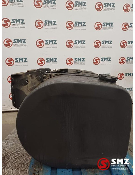 Renault Occ brandstoftank + brandstofniveausensor 315L Ren - Fuel tank for Truck: picture 4 Renault Occ brandstoftank + brandstofniveausensor 315L Ren - Fuel tank for Truck: picture 4