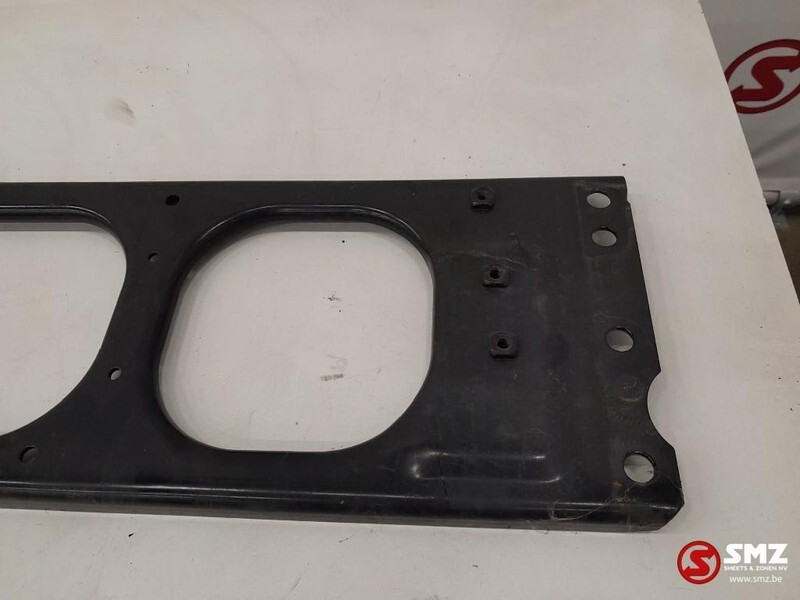 Renault Occ dwarsbalk chassis Renault T 7421825519 - Frame/ Chassis for Truck: picture 4 Renault Occ dwarsbalk chassis Renault T 7421825519 - Frame/ Chassis for Truck: picture 4