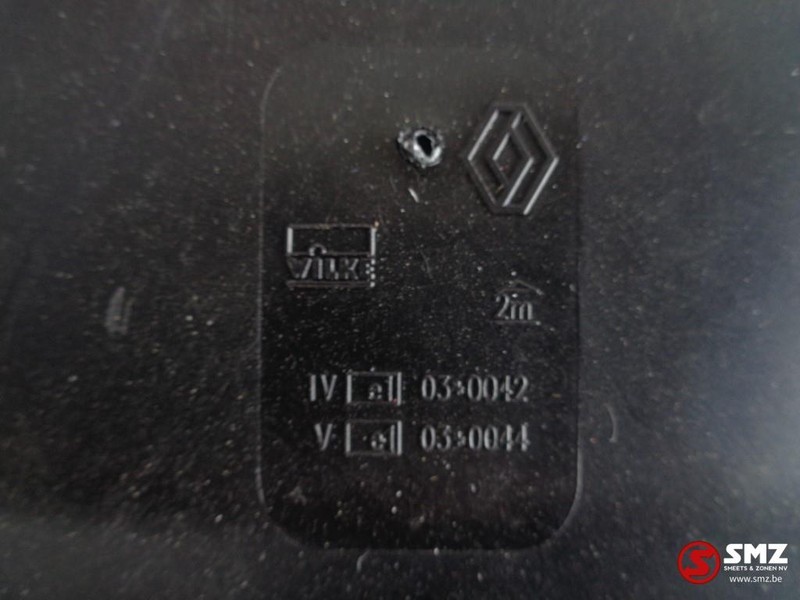 Renault Occ spiegel voorkant cabine 020042 - Rear view mirror for Truck: picture 3 Renault Occ spiegel voorkant cabine 020042 - Rear view mirror for Truck: picture 3