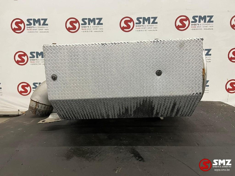 Renault Occ uitlaatdemper Renault - Muffler for Truck: picture 4 Renault Occ uitlaatdemper Renault - Muffler for Truck: picture 4