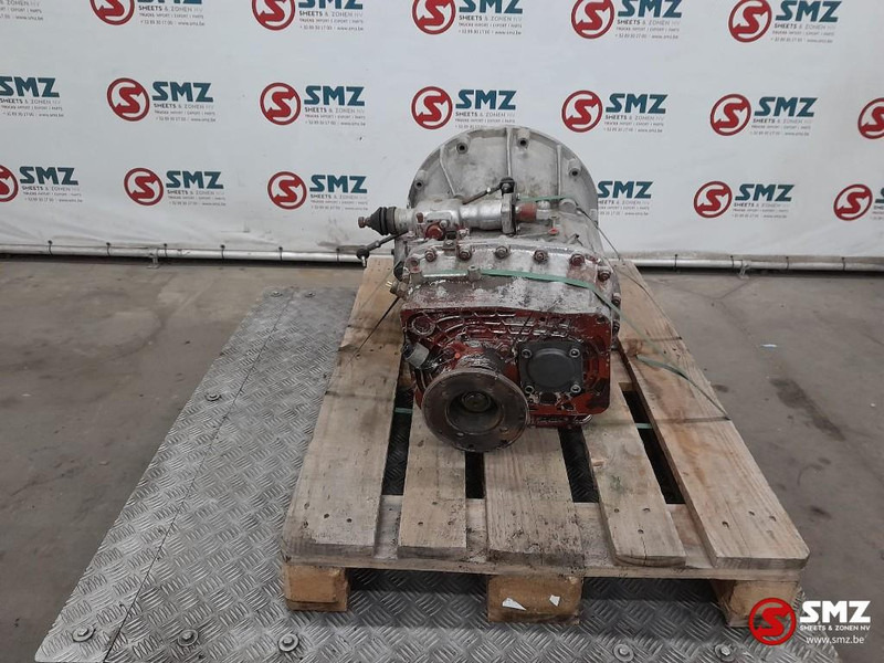 Renault Occ versnellingsbak Y04191 Renault - Gearbox for Truck: picture 4 Renault Occ versnellingsbak Y04191 Renault - Gearbox for Truck: picture 4