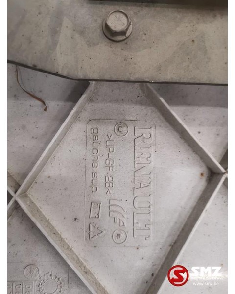 Renault Occ zijspoiler links Renault Premium - Aerodynamics/ Spoiler for Truck: picture 3 Renault Occ zijspoiler links Renault Premium - Aerodynamics/ Spoiler for Truck: picture 3