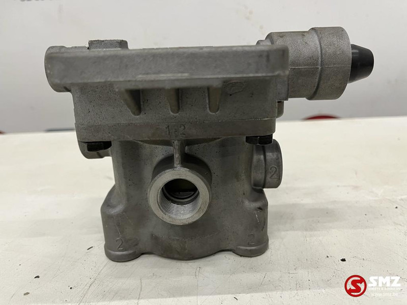 Wabco Brake valve - trailer Wabco - Spare parts for Truck: picture 2 Wabco Brake valve - trailer Wabco - Spare parts for Truck: picture 2