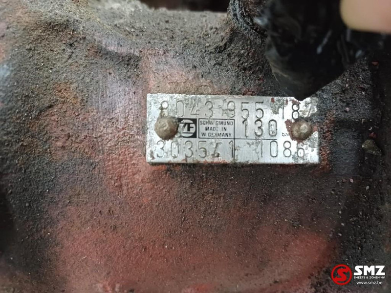 UNIC Occ Stuurhuis Unic / Iveco - Steering gear for Truck: picture 5 UNIC Occ Stuurhuis Unic / Iveco - Steering gear for Truck: picture 5
