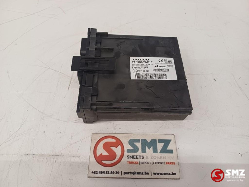 Volvo Occ ECU CIOM regeleenheid Volvo - ECU for Truck: picture 2 Volvo Occ ECU CIOM regeleenheid Volvo - ECU for Truck: picture 2