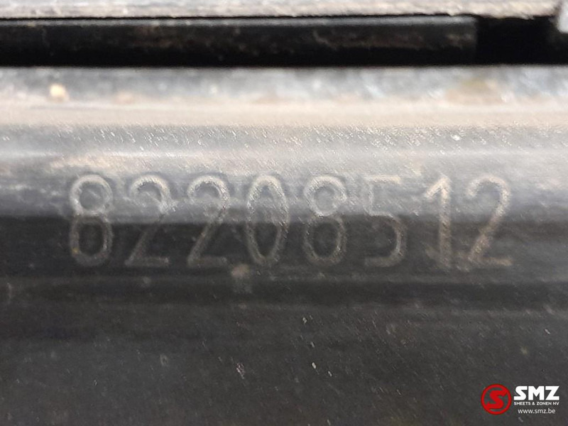 Volvo Occ bovenste traptrede grille Volvo - Grill for Truck: picture 3 Volvo Occ bovenste traptrede grille Volvo - Grill for Truck: picture 3